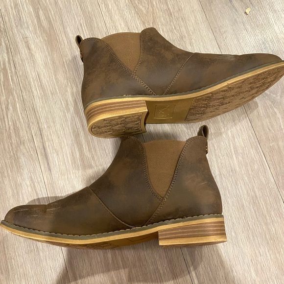 Rocket Dog Maylon Chelsea Boots size 8.5 - Picture 3 of 7